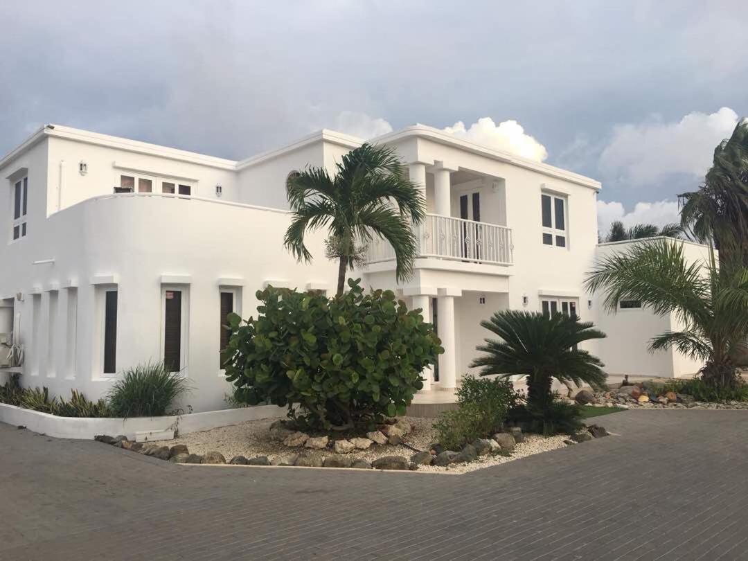 Genesis Apartments Palm Beach Kültér fotó