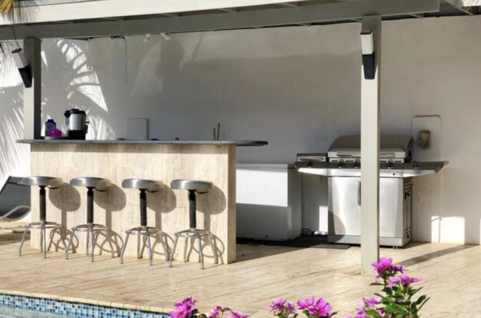Genesis Apartments Palm Beach Kültér fotó