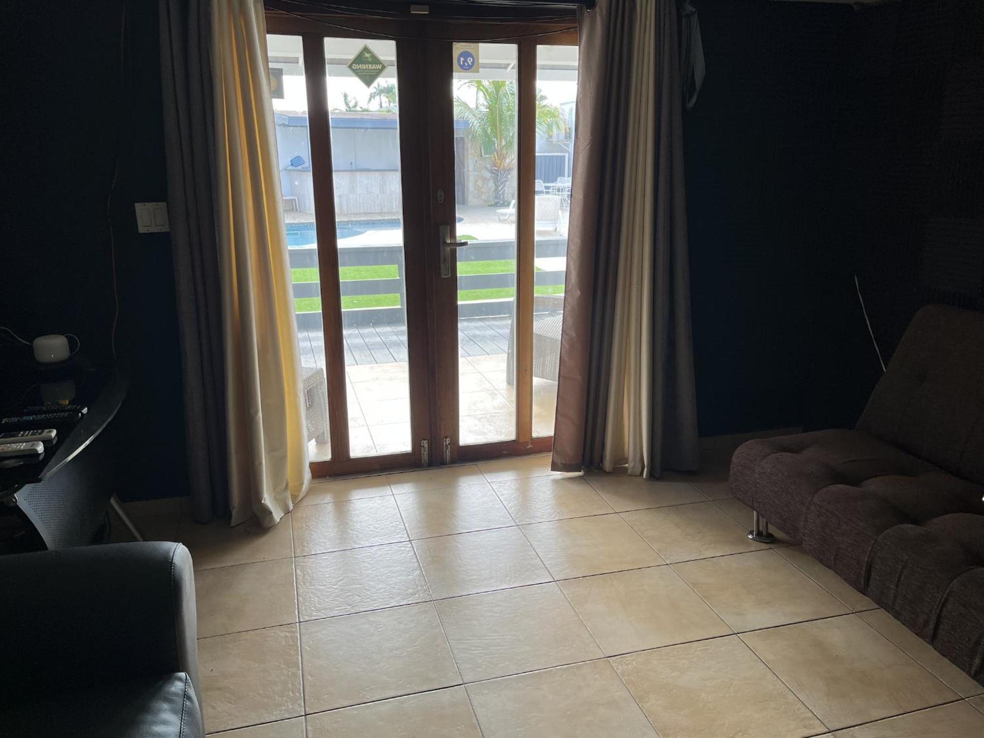 Genesis Apartments Palm Beach Kültér fotó