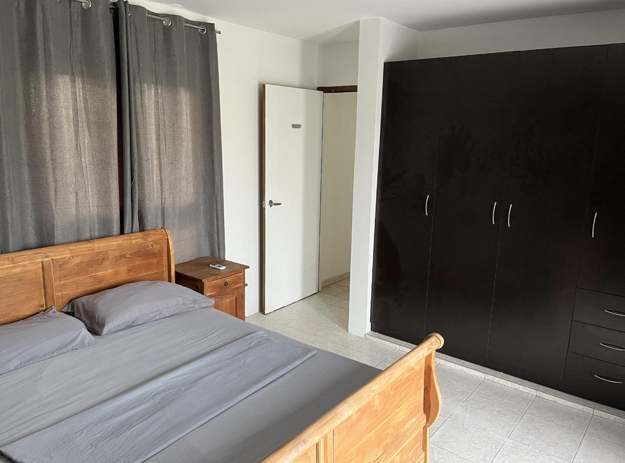 Genesis Apartments Palm Beach Kültér fotó